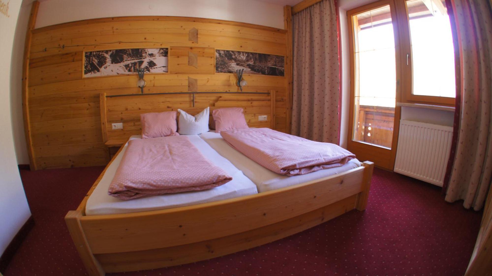 Schweizerhof Hotel