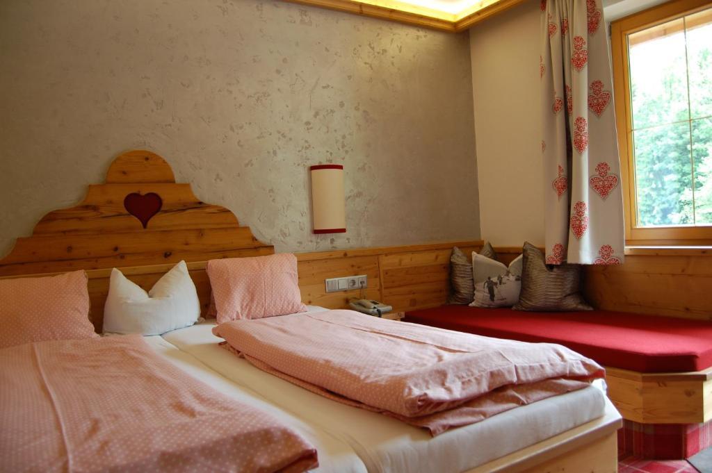 Schweizerhof Oberau